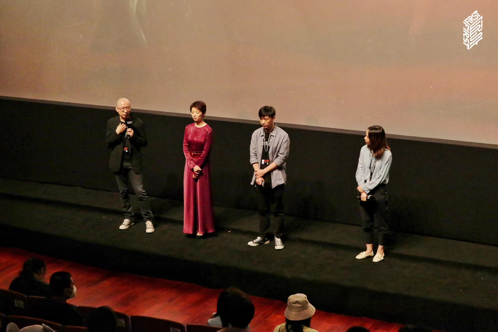 《花這樣紅》亞洲首映主創(chuàng)亮相.jpg